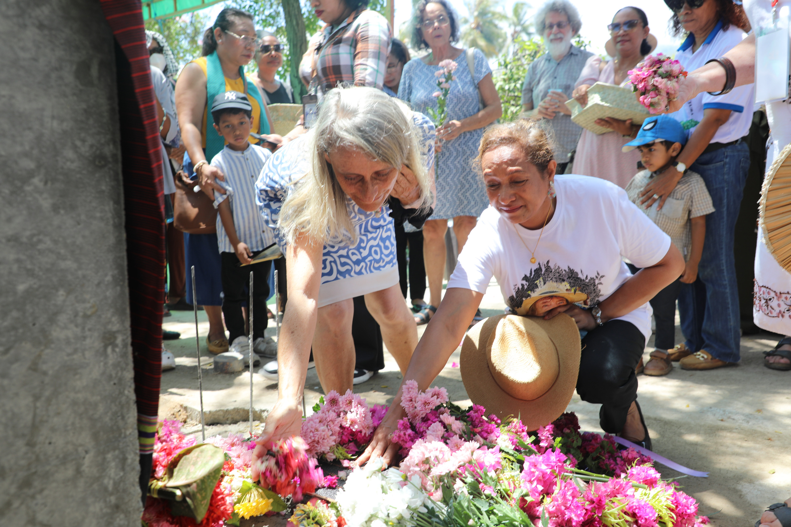 ME PARTISIPA IHA SERIMÓNIA FÚNEBRE AHU-KADESAN DRA. HELEN MARY HILL