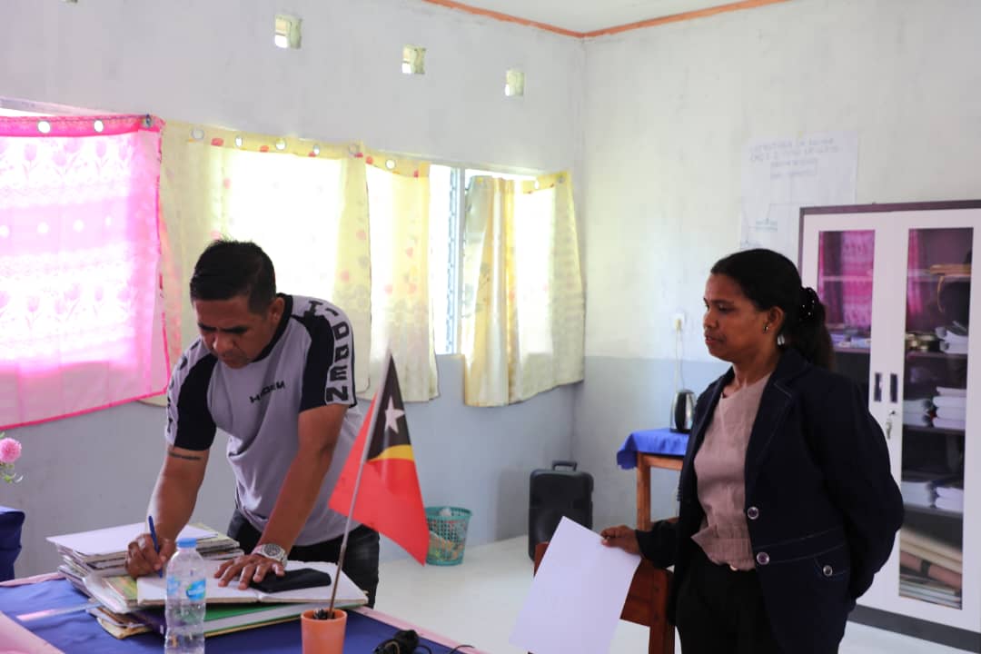 SEKRETÁRIU ESTADU ESJ-ESTV HALA'O VIZITA KORTEZIA BA ESKOLA EBF FATULETO